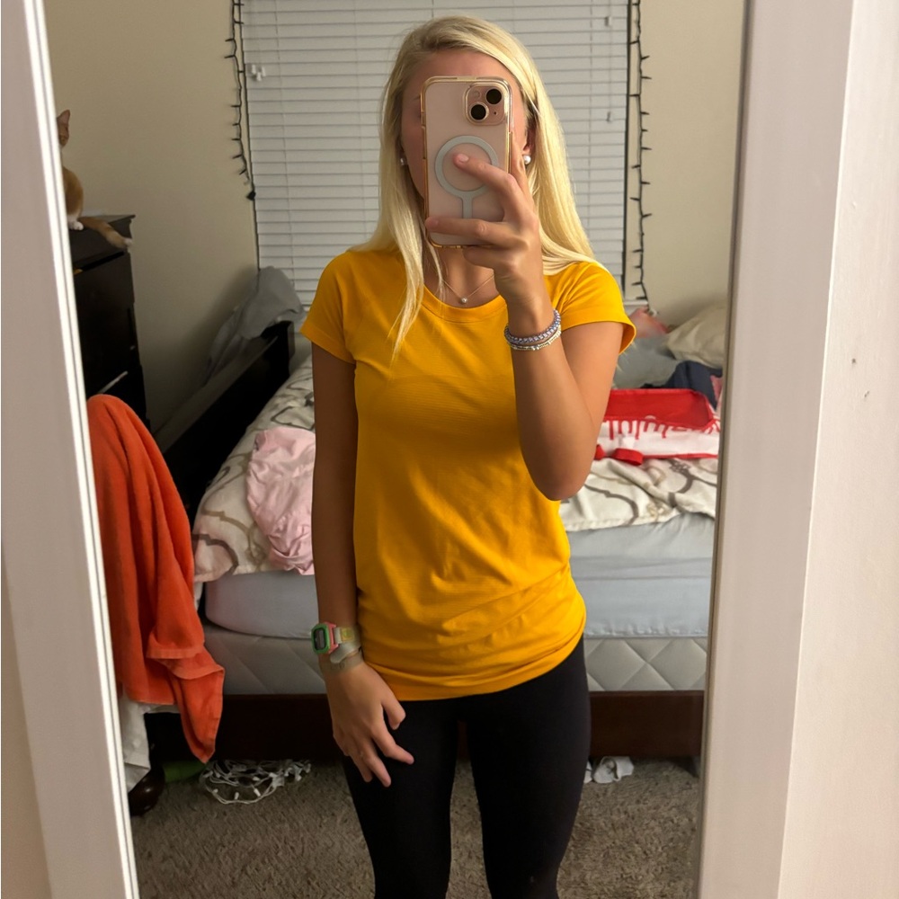 Yellow/Orange Lululemon Swiftly Tech